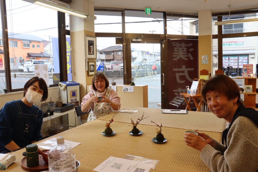 にこにこライフ教室の盆栽教室（佐倉市）